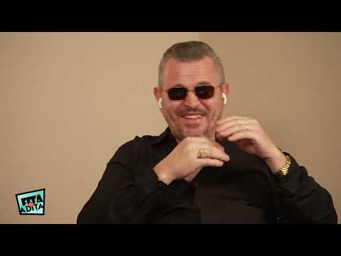 FITA CU ADITA-Prima crima la 13 ani! Pisa a golit arma pentru a trece testul gangsterilor americani!