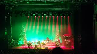 Mele Kalikimaka Lyrics English Translation