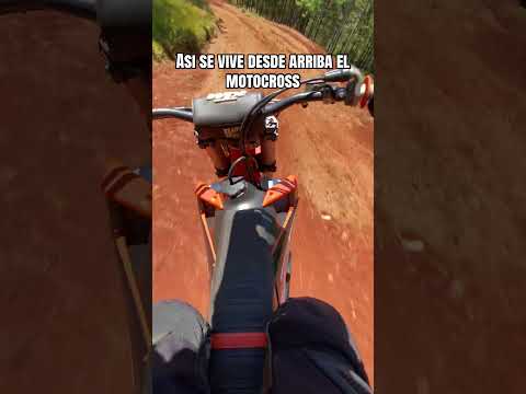 Onboard motocross                    una vuelta al circuito de 25 de mayo Misiones!! Entrenamiento