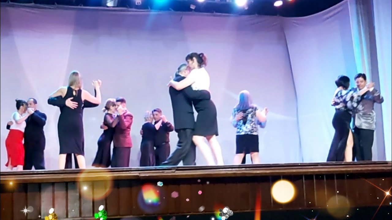 Es en vano llorar - Caló/Iriarte. Alumnos del Taller de Tango "El Cachafaz"🇦🇷 03/12/2.022