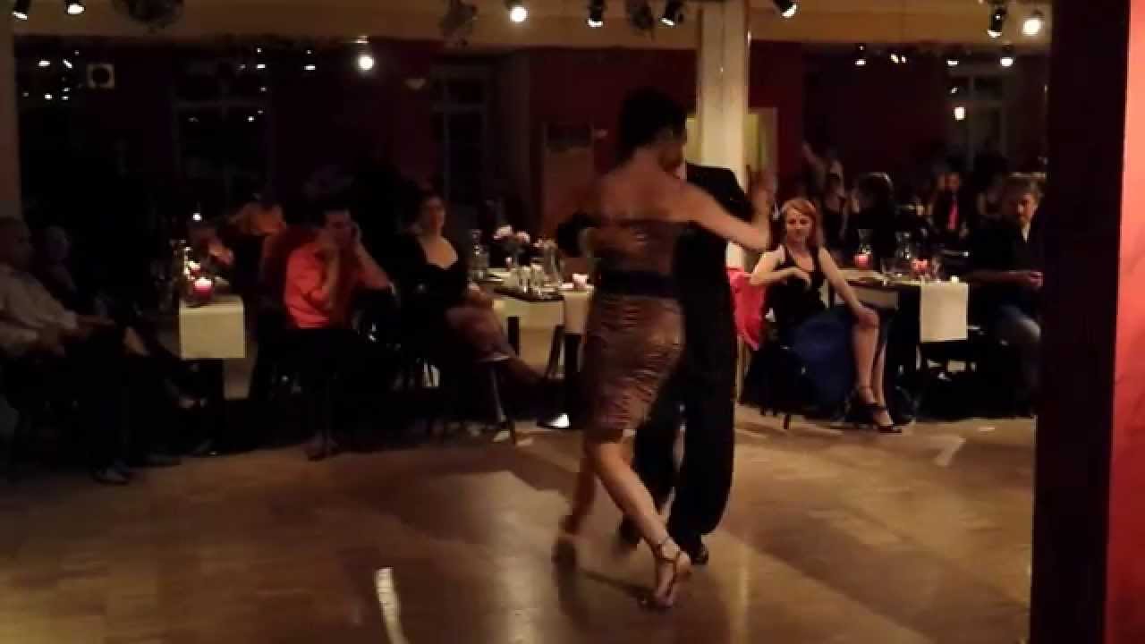 Adrian and Amanda Costa - Dancing 4/4 tango, argentine tango (2014-05-10 Kehl, Germany)
