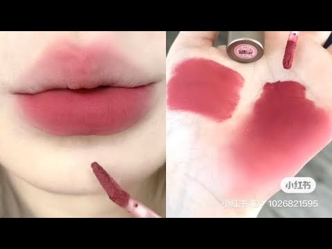 BRIGHT REDDISH PINK LIPS