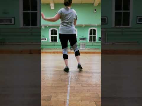 Tutorial - Basic Softshoe step