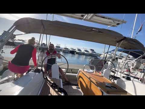 Mit Bavaria C38 Style von ACI Marina Vodice nach Kremik