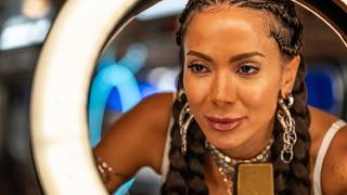 Corrida dos Bichos | Anitta – Bichos Escrotos | Prime Video
