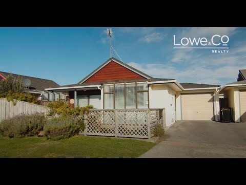 10 Tahi Street, Miramar - Wellington (Emma Young & Craig Lowe)