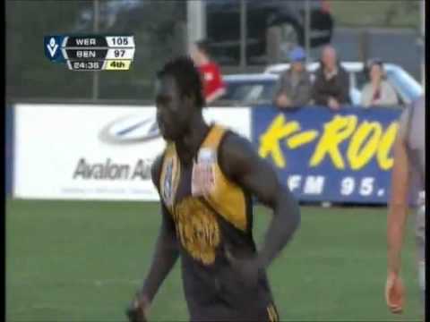 VFL: Round 19, 2011 - Majak Daw brilliant running goal