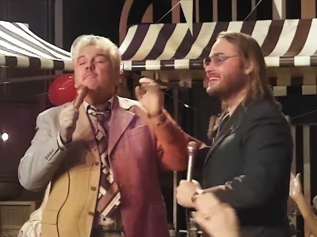 Bon Gepakt von Donnie ((jetzt ansehen))