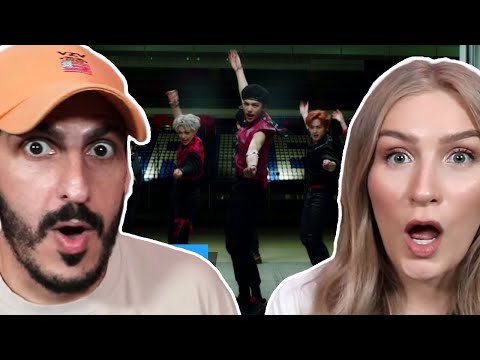 Producer REACTS to Stray Kids "神메뉴 (God's Menu)" M/V