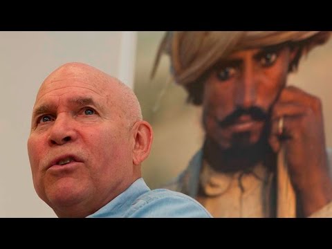 McCurry addresses photoshop controversy