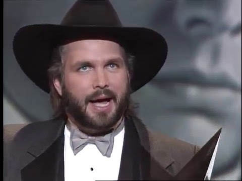 Garth Brooks Wins Country Male - AMA 1993