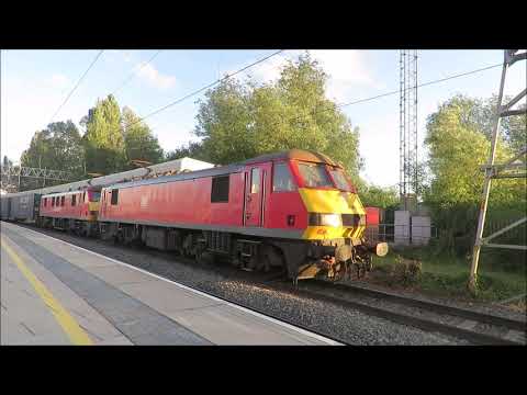 Class 90040 & 90018 - 479W & 467Y - DB Cargo - Stafford - 01.07.2019