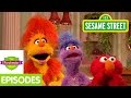 Furchester Hotel Elmo Admires A Sculpture At The Hotel Full Episode