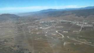 preview picture of video 'Soaring Over Tehachapi in a Glider'