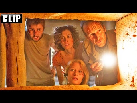 LA PIRÁMIDE Clip 2015 Español