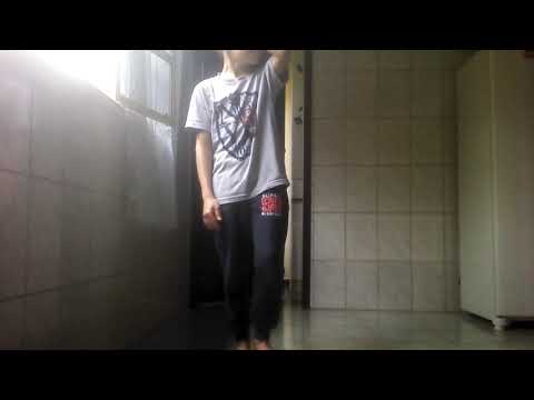 Dançando funk do professor Girafales