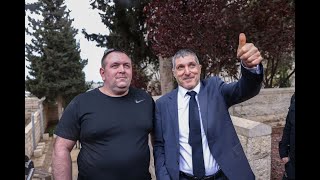 רומן זדורוב בוכה לאחר הזיכוי ברצח תאיר ראדה