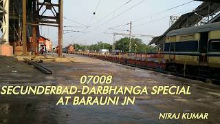 preview picture of video 'SECUNDERBAD-DARBHANGA EXPRESS | 17007 | 07007 | BARAUNI JN. | INDIAN RAILWAYS |'