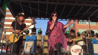 The Struts - &quot;The Ol&#39; Switcheroo&quot; Live, 07/20/16 Reading, PA
