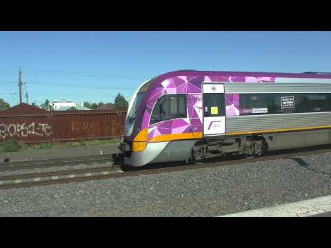 Vlocity VL24 at Middle Footscray