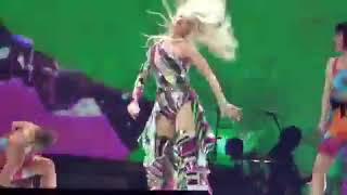 Rita Ora Summer love