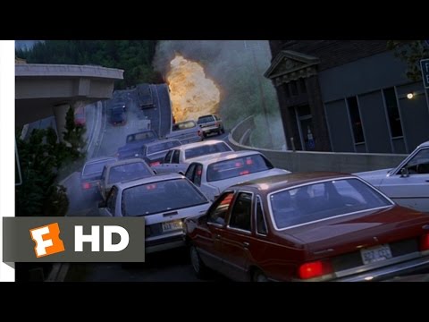 Dante's Peak (4/10) Movie CLIP - Getting Out of Town (1997) HD