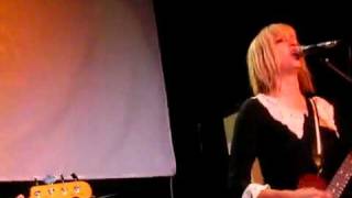 The Muffs "Outer Space" live @Bitte (Mi) 02-10-2010