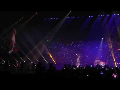 BLACKPINK ROSE' SOLO STAGE ( CONCERT IN JAKARTA)