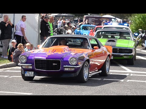 Classic US & Muscle Cars leaving a Car Show in Grefrath- Dodge Dart GT, Corvette C3 Wagon, Impala