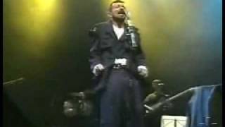 Tom Zé  em São Paulo ( 1999 ) = '' Defeito 3 : politicar ''