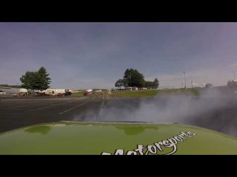 Bob Patinka and Tanner Munson  Slaying tires ClublooseNorth