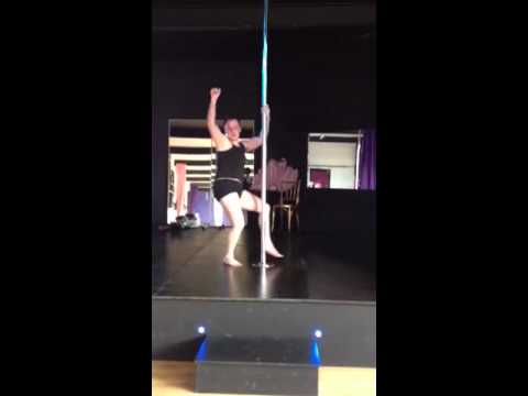Pole routine 'Shots'