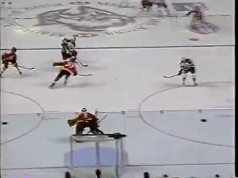 Michal Grosek Goal - Sabres vs. Flames, 1/2/99