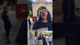 שירת פיוטים מרגשת בהר הבית🪘✨️ (ישיבת הר הבית) - התמונה מוצגת ישירות מתוך אתר האינטרנט יוטיוב. זכויות היוצרים בתמונה שייכות ליוצרה. קישור קרדיט למקור התוכן נמצא בתוך דף הסרטון