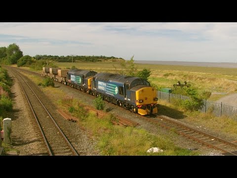 Bagillt 24.8.2016 - DRS 37606 and 37610 on Valley flasks - Flint Holywell