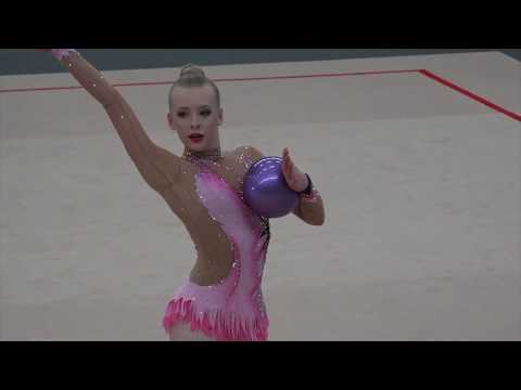 Maja Svensson boll 2017-05-27