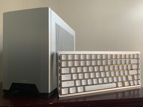 BUILDING MY FIRST $2000 MINI ITX GAMING PC VLOG (NCASE M1 V6.1/ Ryzen 3600/EVGA 2070 SUPER)