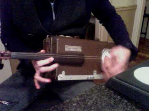 Violinukedrone (acoustic)
