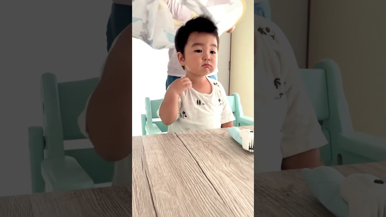 ２歳児パパのおうちでヘアカット　#Shorts #ヘアカット #こども こども