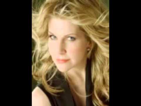 Joyce Didonato - Sempre Libera (Verdi) in Il Barbiere di Siviglia (Rossini)