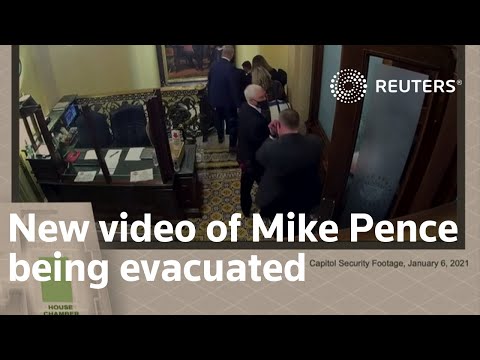 彈劾。斯泰西-普拉斯基特展示了未曾見過的國會暴動視頻 以及邁克-彭斯被疏散的瞬間視頻 (Impeachment: Stacey Plaskett shows unseen video of Capitol riot and moment Mike Pence was evacuated)