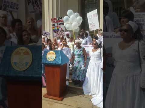 Evelyn Lozada Speaks Out on DV