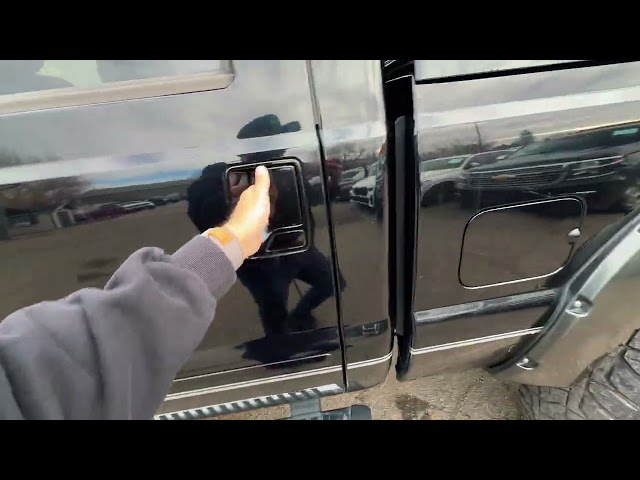 2016 FORD F350 SUPER DUTY CREW CAB PICKUP V8, TURBO DIESEL, 6.7L LARIAT PICKUP 4D 6 3/4 FT