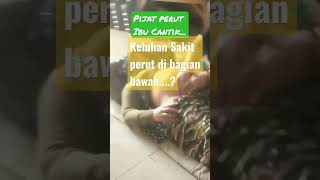 Download lagu pijat perut ibu cantik keluhan sakit perut bagian bawah @MbakMayaurut #shorts #shortsyoutube mp3