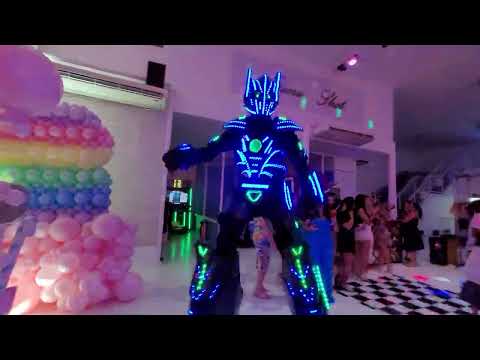 Festa Infantil com Robô Led