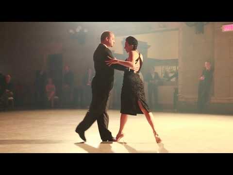  Pamela Ramos Aracena  and  Theddy Lizama  are  dancing  to  the  tango  "  Malena  "  by  Aníbal Troilo  in  2018