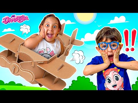 MC Divertida em Histórias Engraçadas com Brinquedos de Papelão | CARDBOARDS TOYS