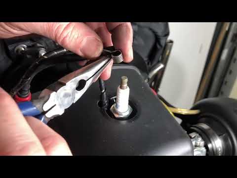 Replacing the spark plug boot on a Vittorazi Atom80 or Moster 185