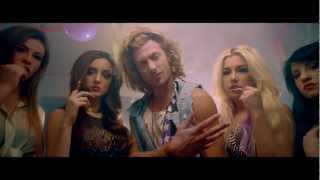 KAPTN - JUICE (OFFICIAL MUSIC VIDEO)