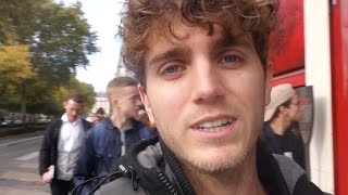 PICKPOCKETS IN PARIS